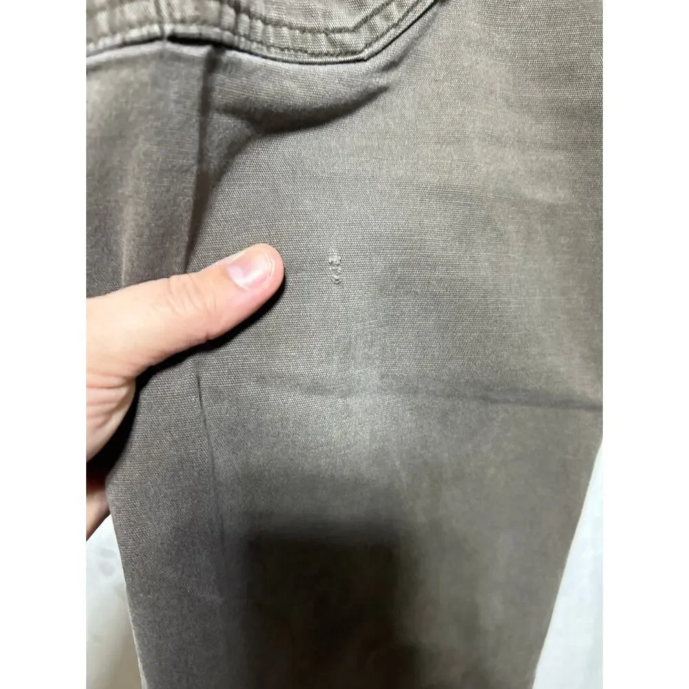 Duluth Trading Co shows wear
